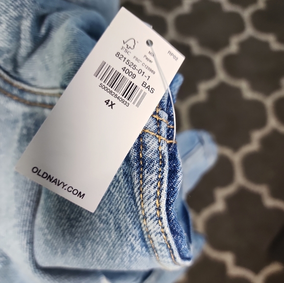 Old Navy Classic Jean Jacket - Picture 6 of 6